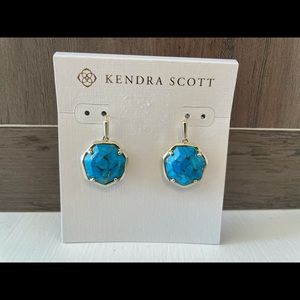 NWT Kendra Scott Cynthia Drop Earrings